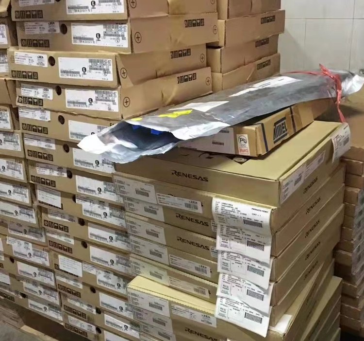 月城镇芯片回收